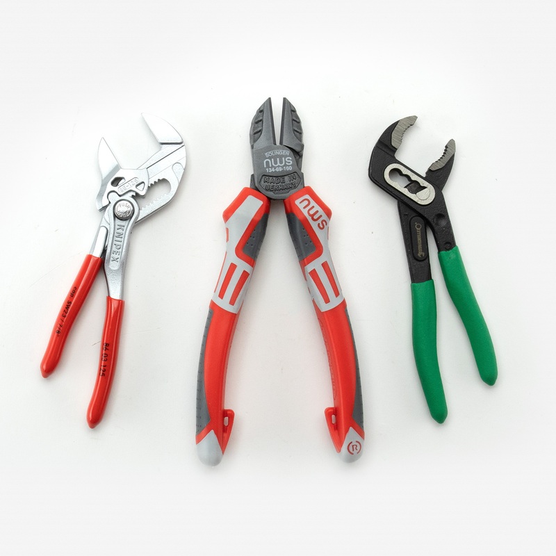 Mama Hawk's Household Pliers Set