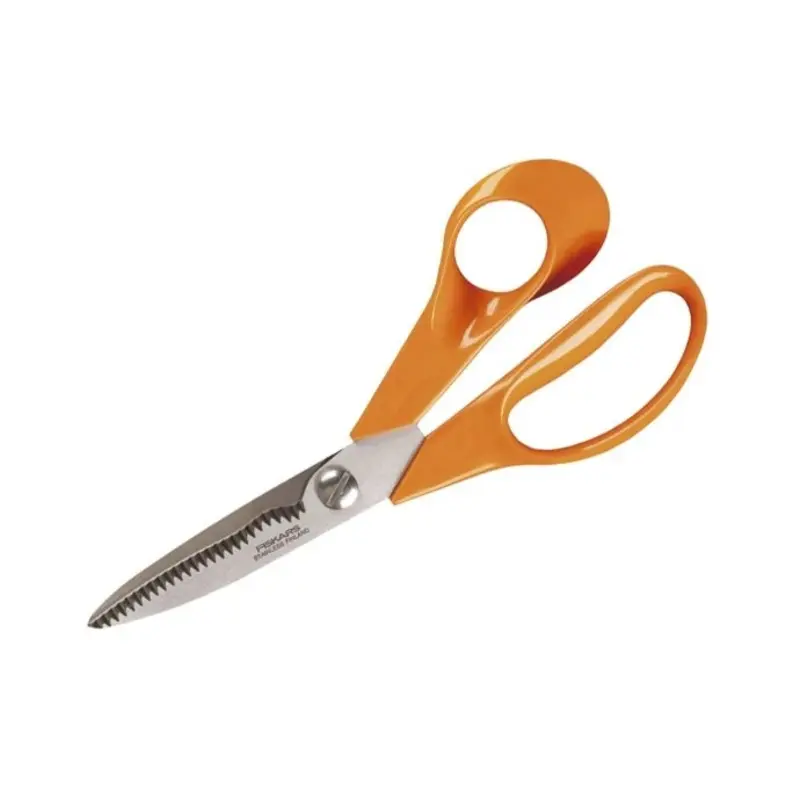 Fiskars FSK111030 180mm (7in) Universal Garden Scissors